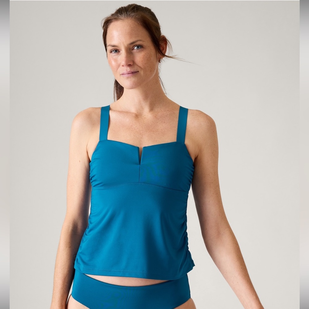 💙 Athleta SQUARE NECK V BRA CUP TANKINI Top // Dark Lapis Blue